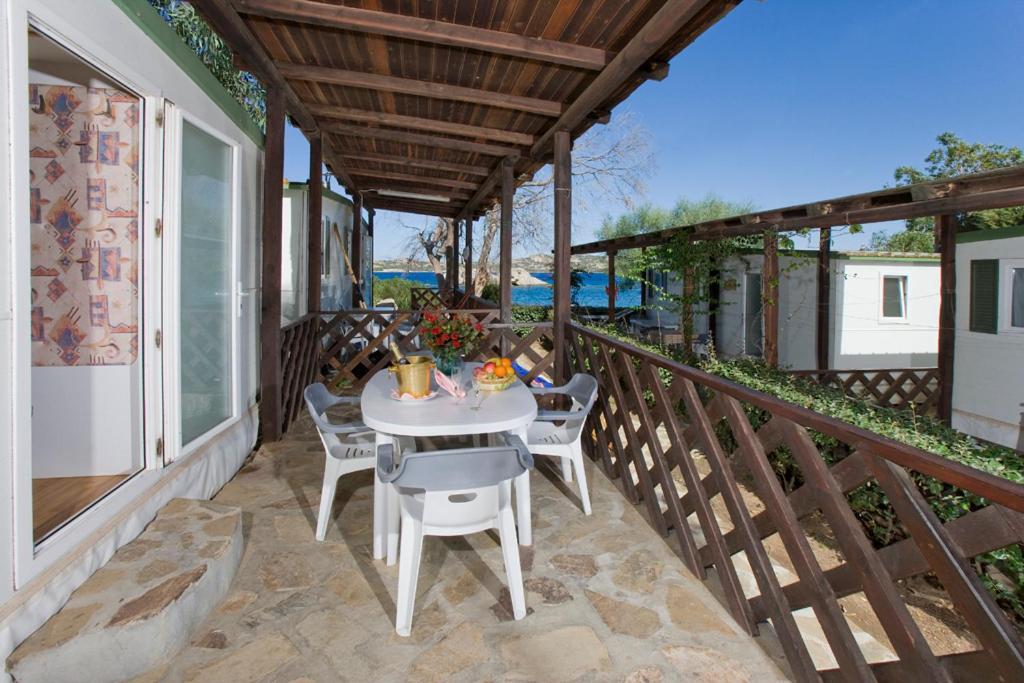 Camping Baia Saraceno Hotel Palau Quarto foto